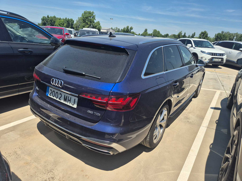Foto Audi A4 Allroad A4 Avant 35 TDI S line S tronic 120kW 3