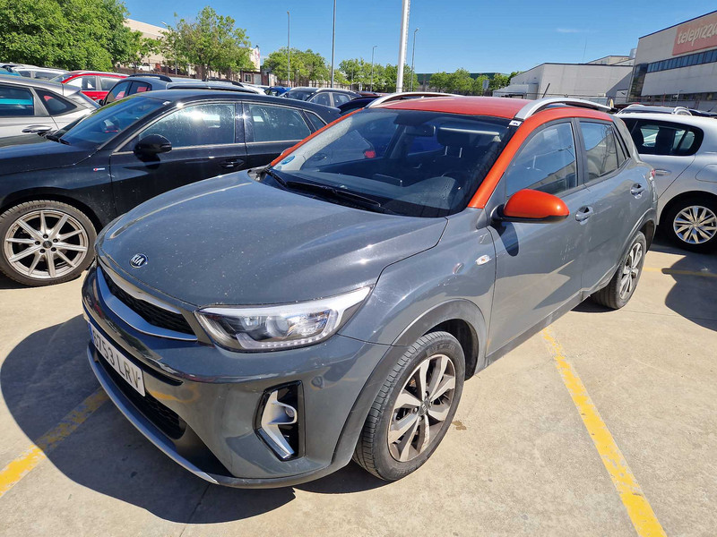 Kia Stonic 1.0 T-GDi MHEV iMT Concept 100