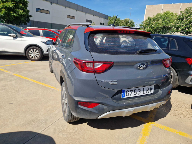Foto Kia Stonic 2