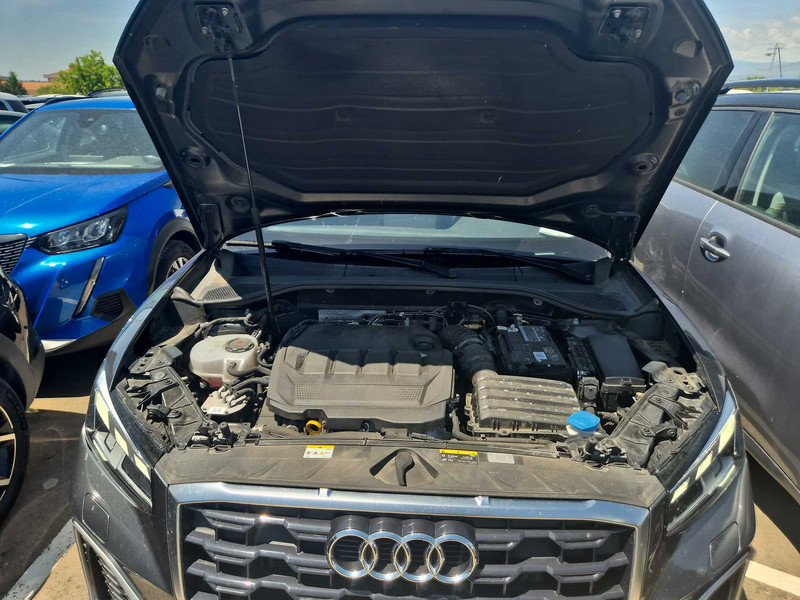 Foto Audi Q2 8