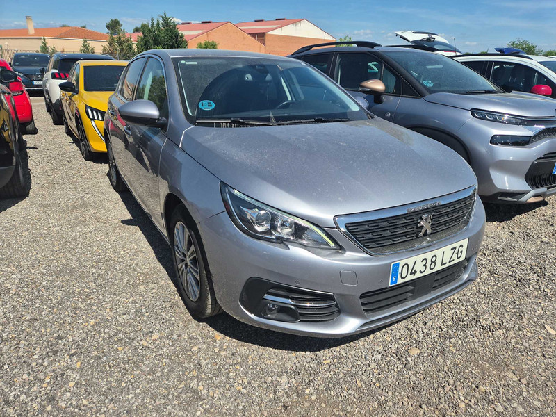Foto Peugeot 308 GTi 308 1.2 PureTech S&S Allure Pack EAT8 130 4