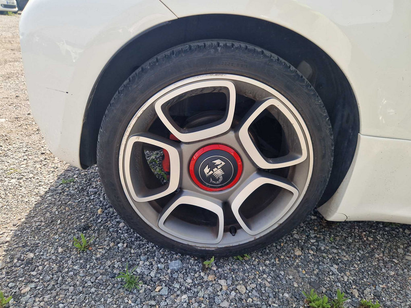 Foto Abarth 500 Spiaggina '58 Abarth 595C 1.4T-Jet Turismo Aut. 121kW 22