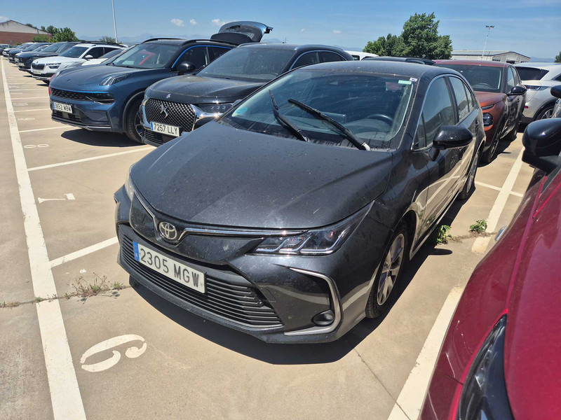 Toyota Corolla Sedán 125H Active Tech