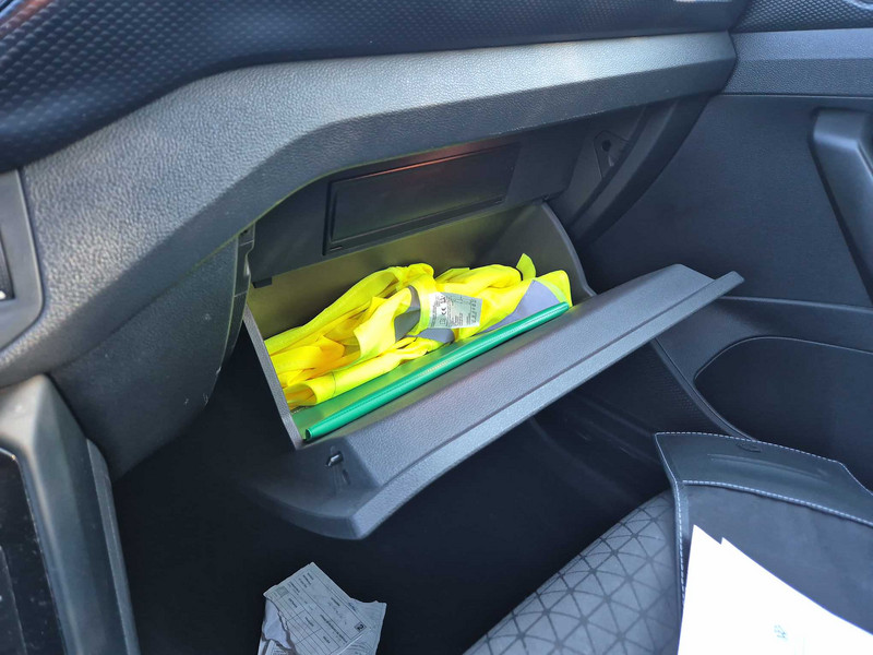 Foto Volkswagen T-CROSS 10