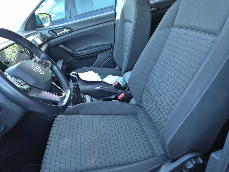 Foto Volkswagen T-CROSS 12