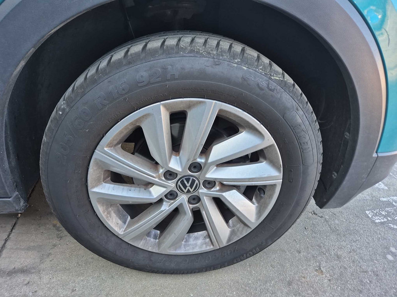 Foto Volkswagen T-CROSS 24