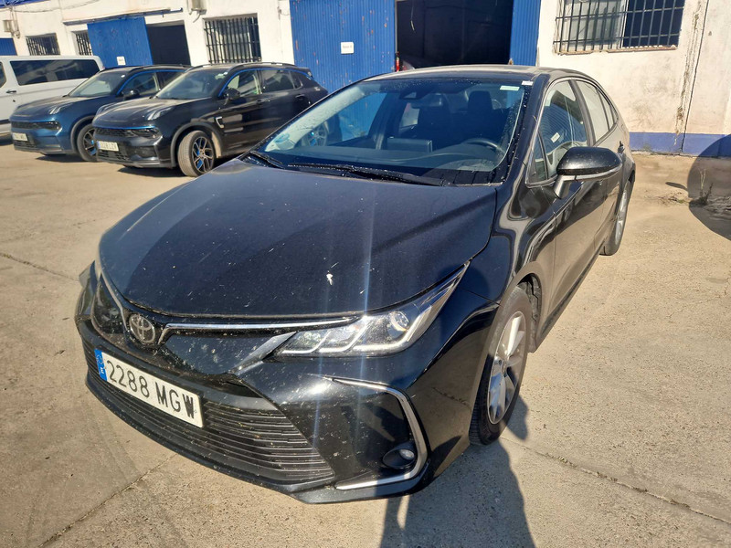 Toyota Corolla Sedán 125H Active Tech