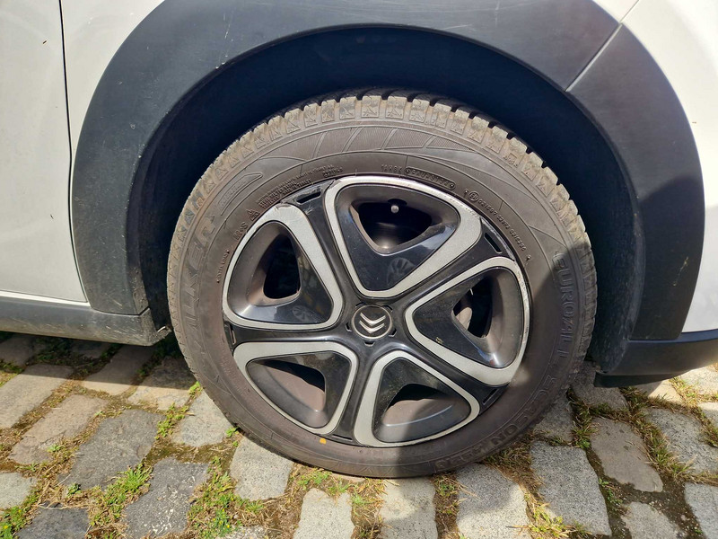 Foto Citroën C3 Aircross C3 1.5BlueHDi S&S C-Series 100 24