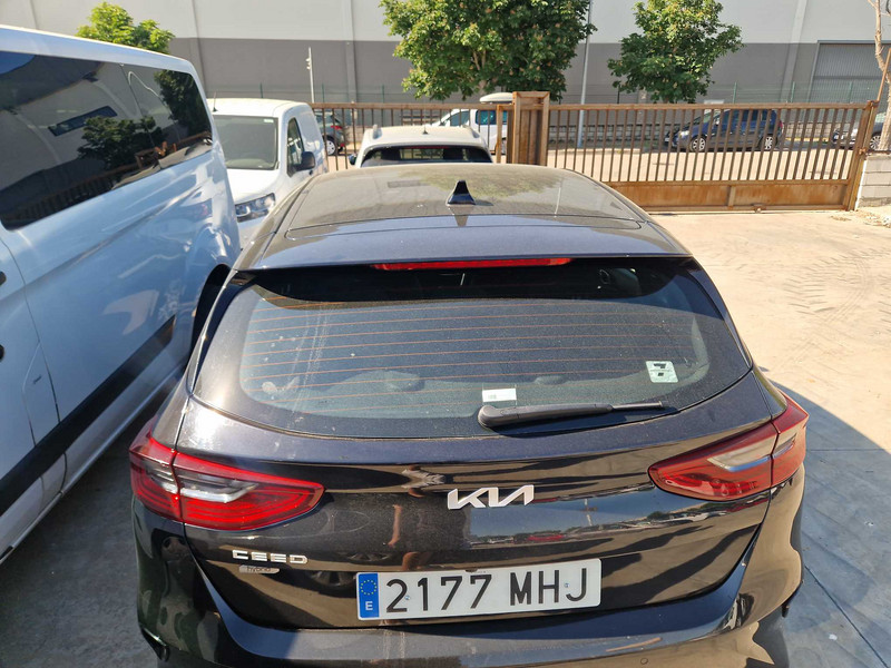 Foto Kia Cee'd Ceed 1.6 MHEV iMT Eco-Dynamics Drive 136 16