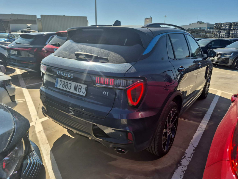 Foto LYNK & CO 01 4