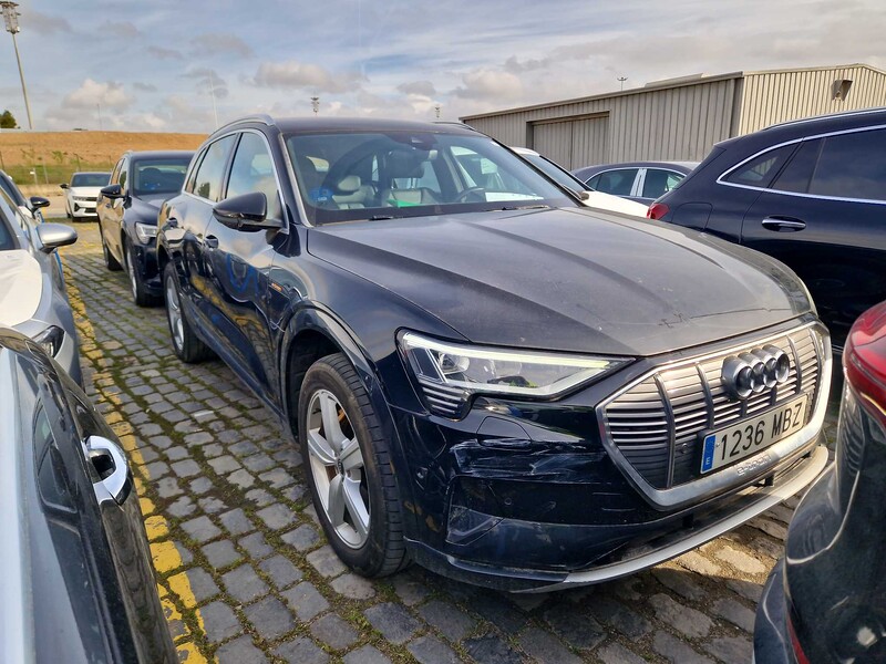 Foto Audi E-TRON 4