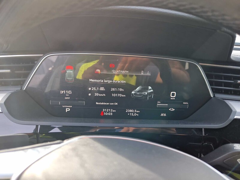 Foto Audi E-TRON 9
