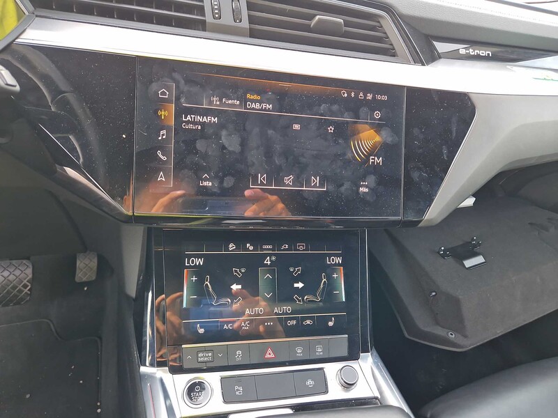 Foto Audi E-TRON 10