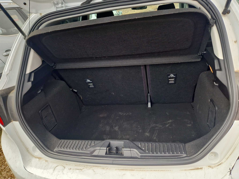 Foto Ford Fiesta 16