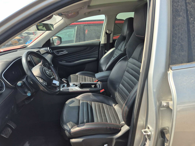 Foto MG HS e 1.5 T-GDI Luxury 12