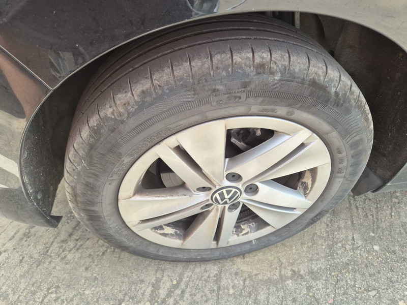 Foto Volkswagen Golf 21