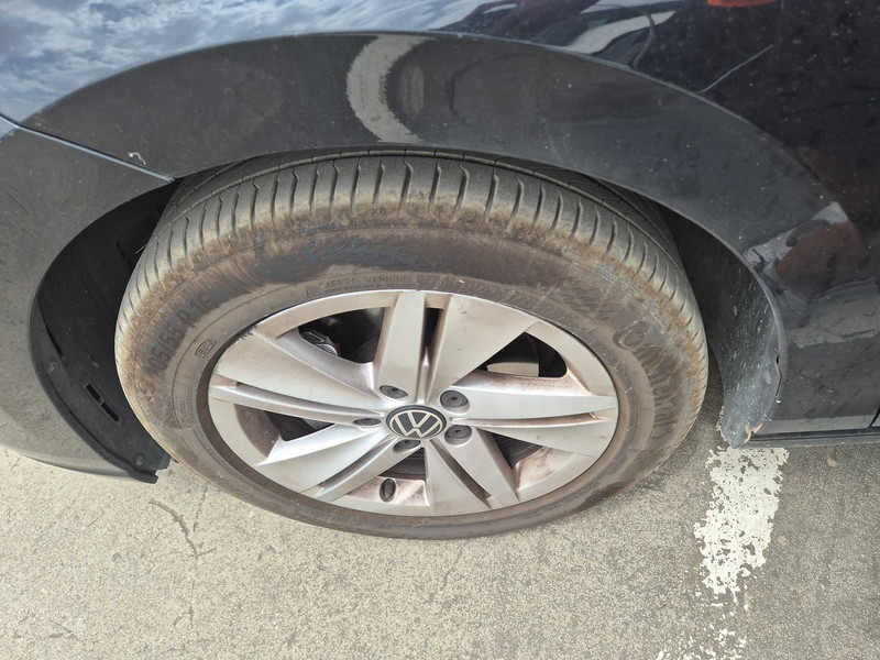 Foto Volkswagen Golf 24