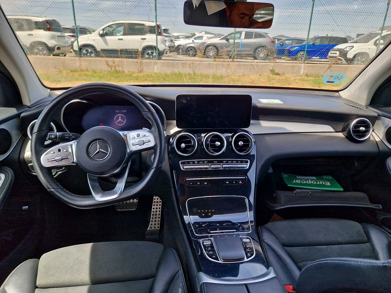 Foto Mercedes Benz GLC 200 d 4Matic 9G-Tronic 14