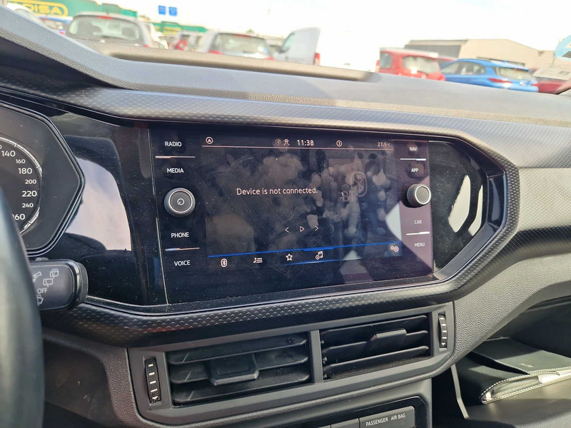 Foto Volkswagen T-CROSS 10