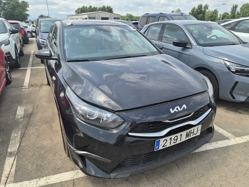 Foto Kia Cee'd Ceed 1.6 MHEV iMT Eco-Dynamics Drive 136 4