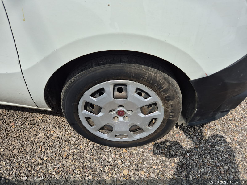 Foto Fiat Doblo Dobló Cargo 1.6Mjt SX XL 78kW 24