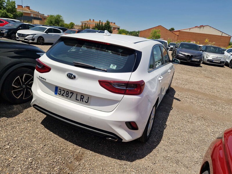 Foto Kia Cee'd Ceed 1.0 T-GDI Eco-Dynamics Drive 120 3