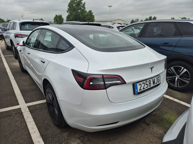Foto Tesla Model 3 2