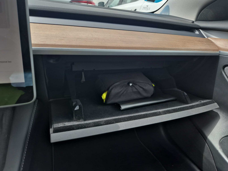 Foto Tesla Model 3 9