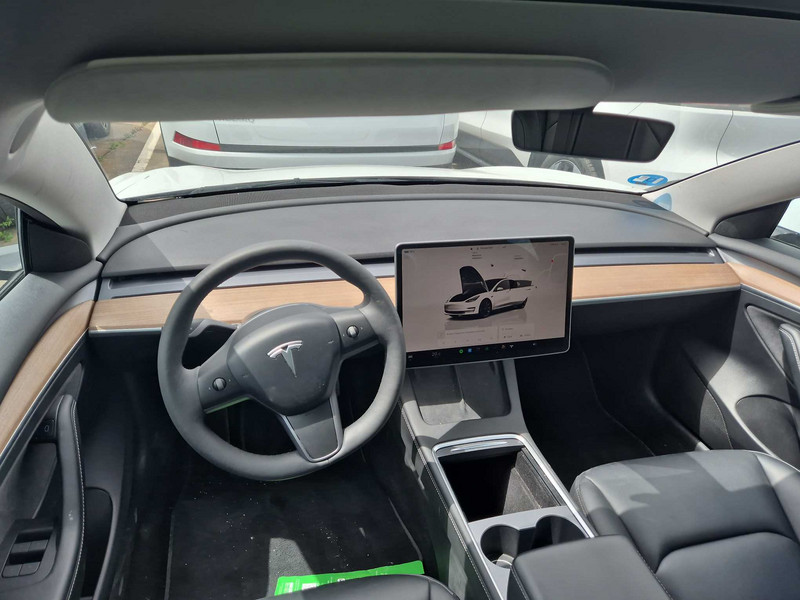 Foto Tesla Model 3 12