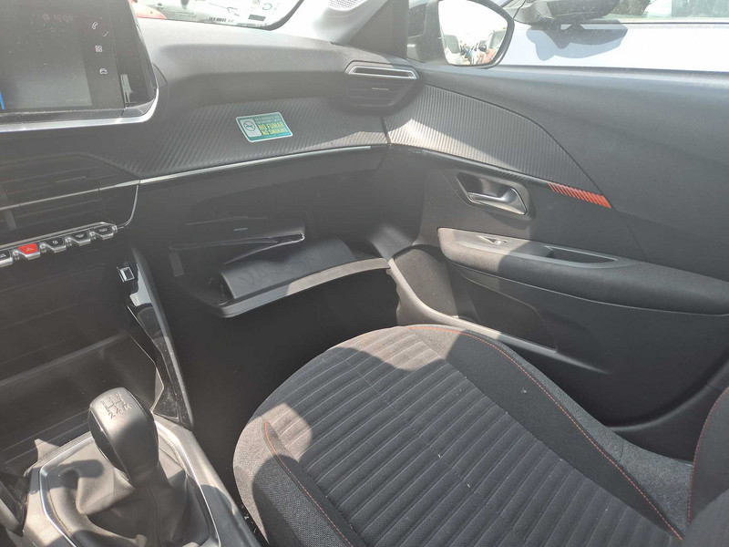 Foto Peugeot 208 13