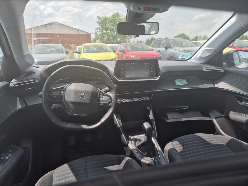 Foto Peugeot 208 16