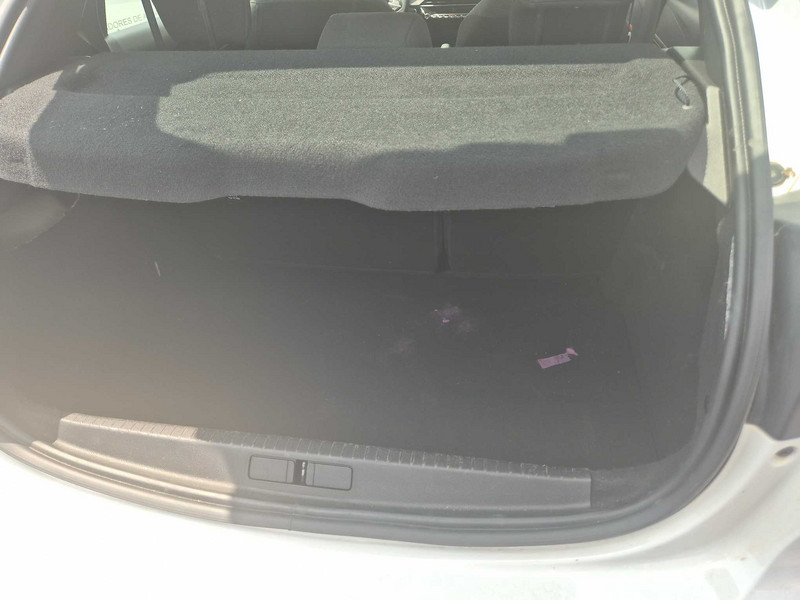 Foto Peugeot 208 19