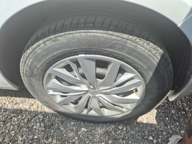 Foto Peugeot 208 24