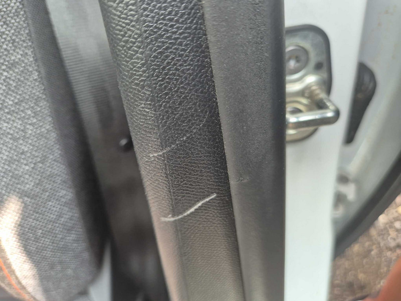 Foto Peugeot 208 28