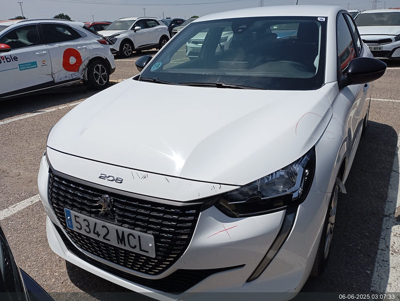 Foto Peugeot 208 29