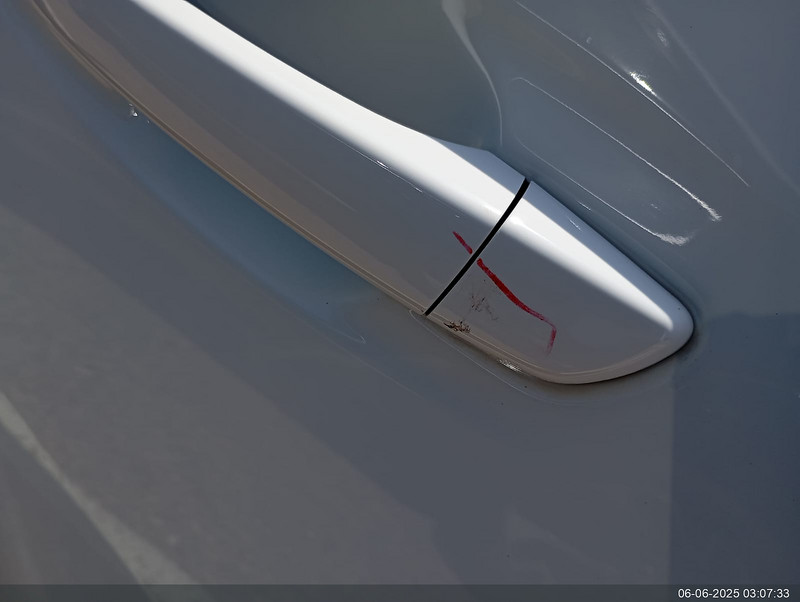 Foto Peugeot 208 38