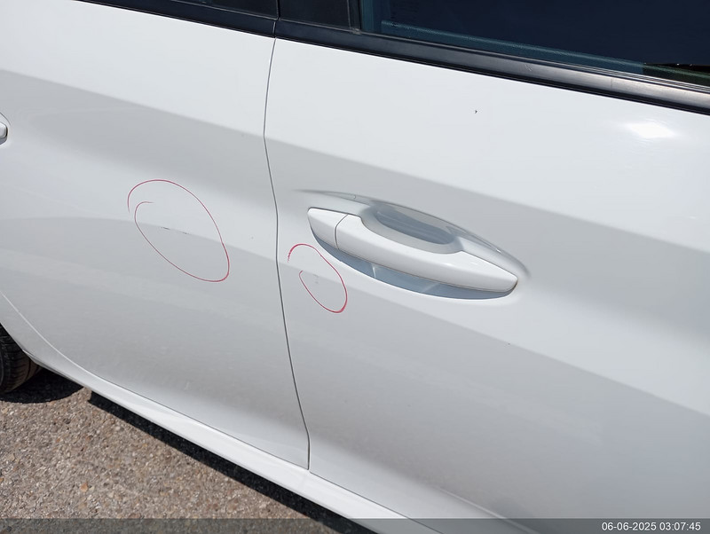 Foto Peugeot 208 46