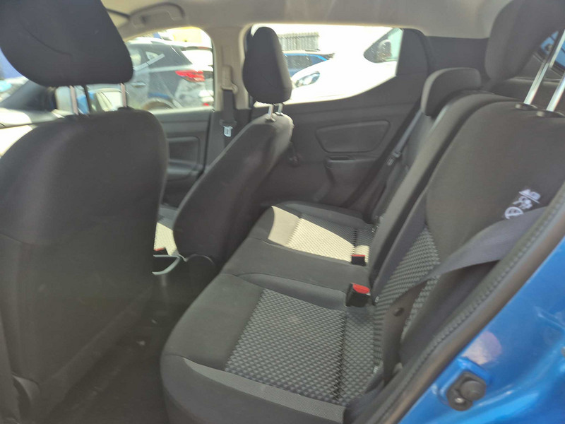 Foto Nissan Micra 12