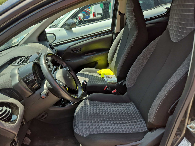 Foto Peugeot 108 7