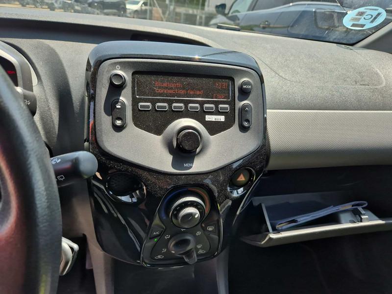 Foto Peugeot 108 9