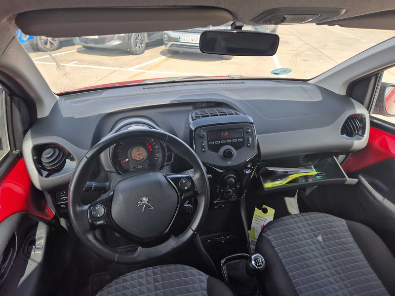 Foto Peugeot 108 13
