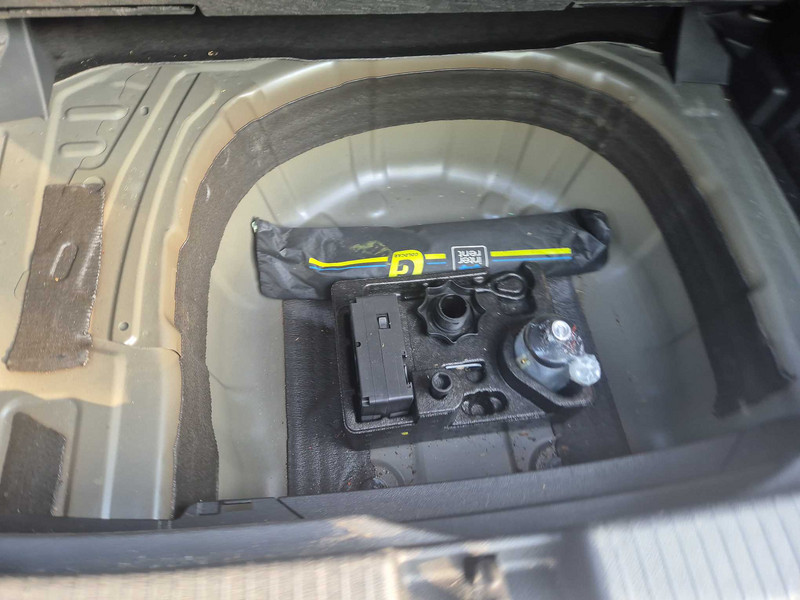 Foto Volkswagen T-CROSS 16