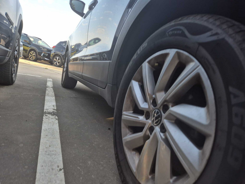 Foto Volkswagen T-CROSS 18