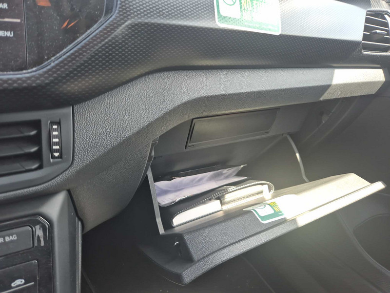 Foto Volkswagen T-CROSS 12