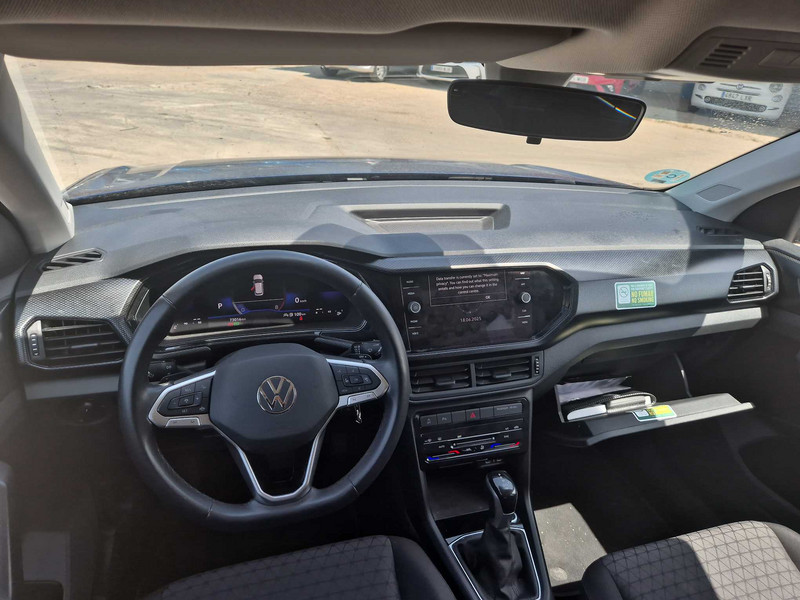 Foto Volkswagen T-CROSS 15