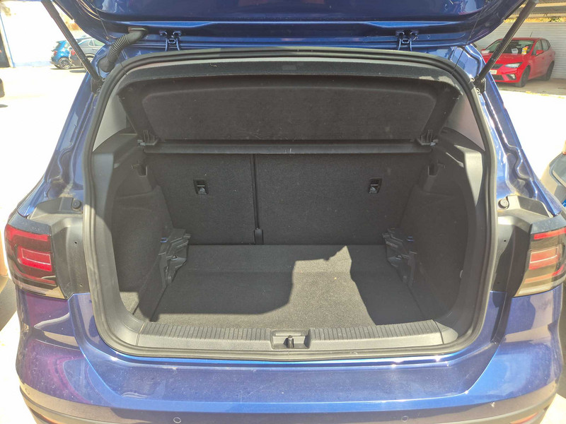 Foto Volkswagen T-CROSS 17