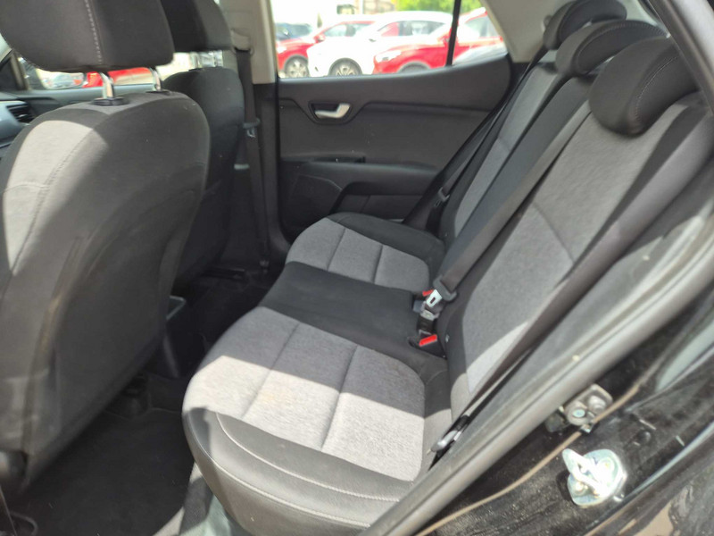 Foto Kia Stonic 13