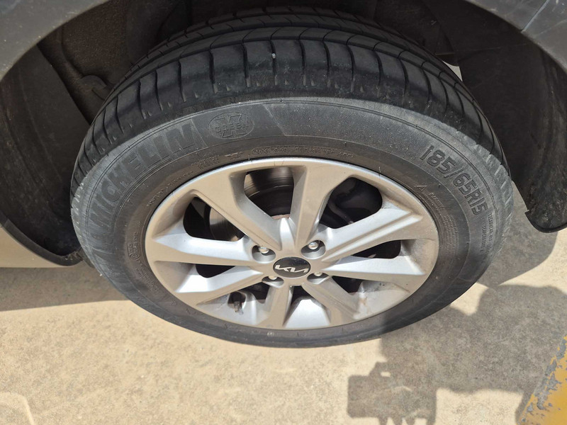 Foto Kia Stonic 21