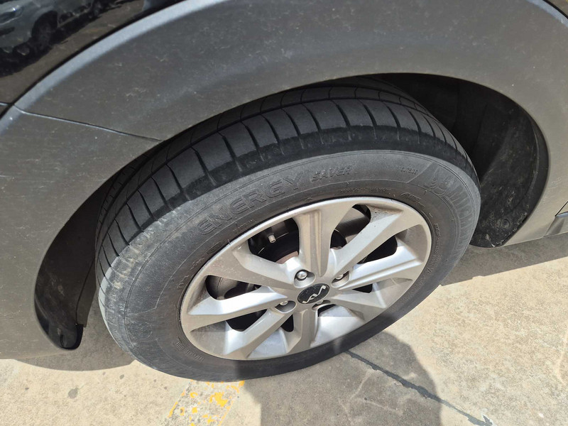 Foto Kia Stonic 23