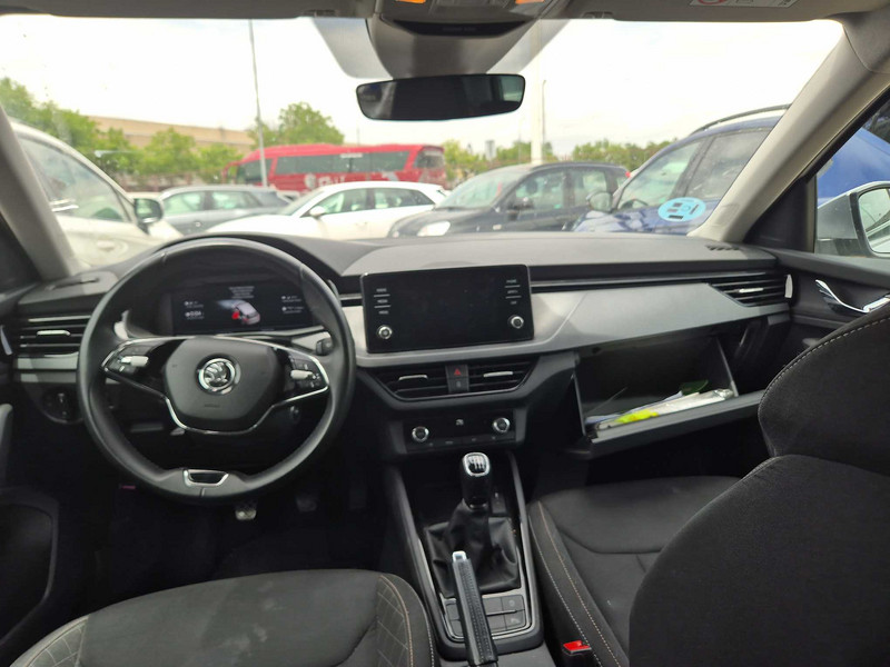 Foto Skoda Scala 15